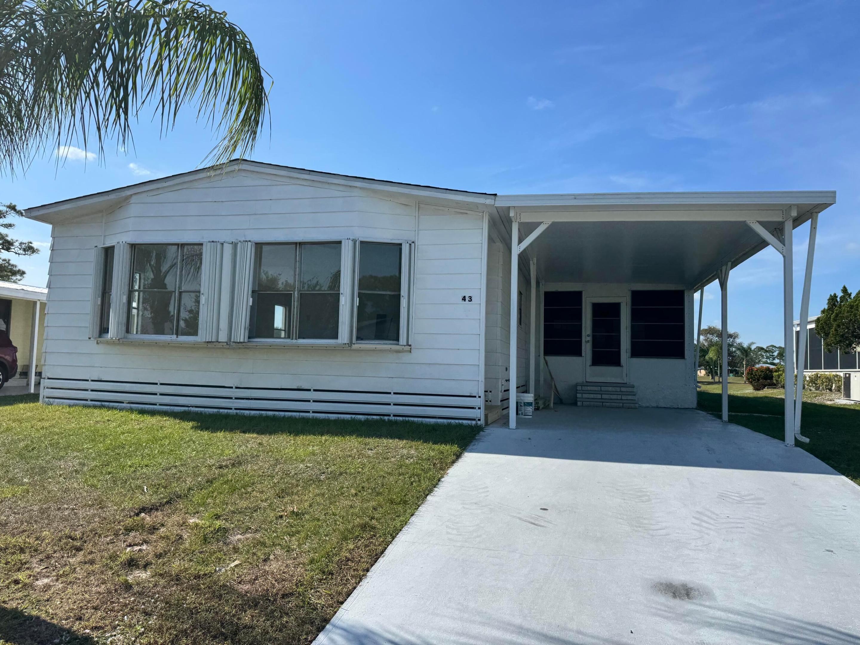 43 Las Casitas Court Property Photo 1