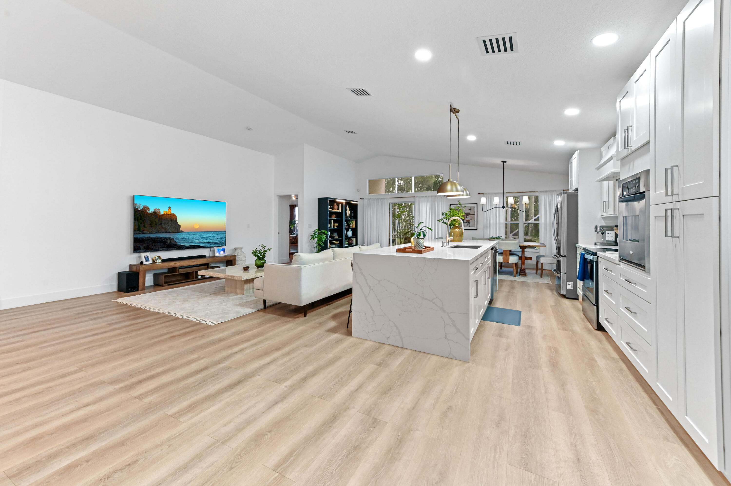 6451 Tiara Drive Property Photo 15