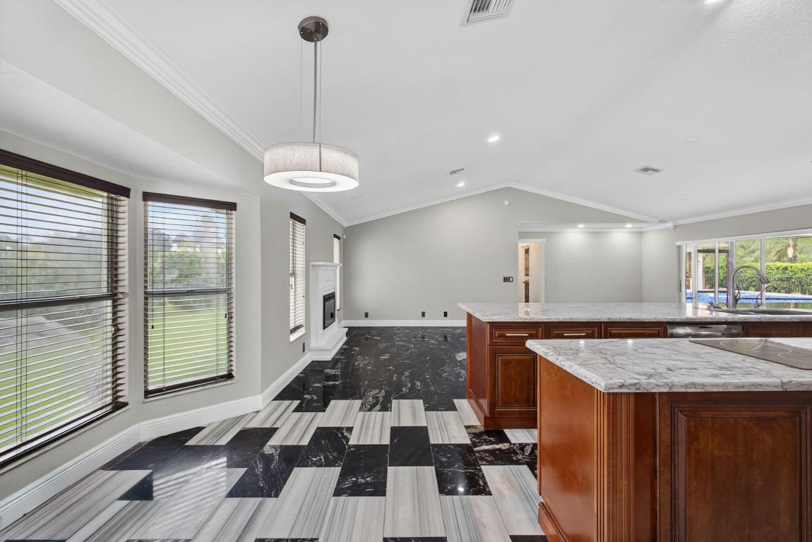 1295 Longlea Terrace Property Photo 25