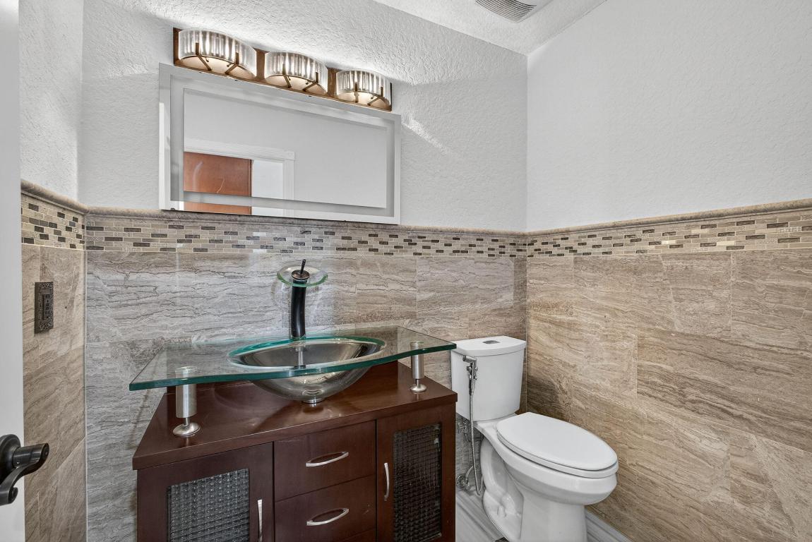 1295 Longlea Terrace Property Photo 44