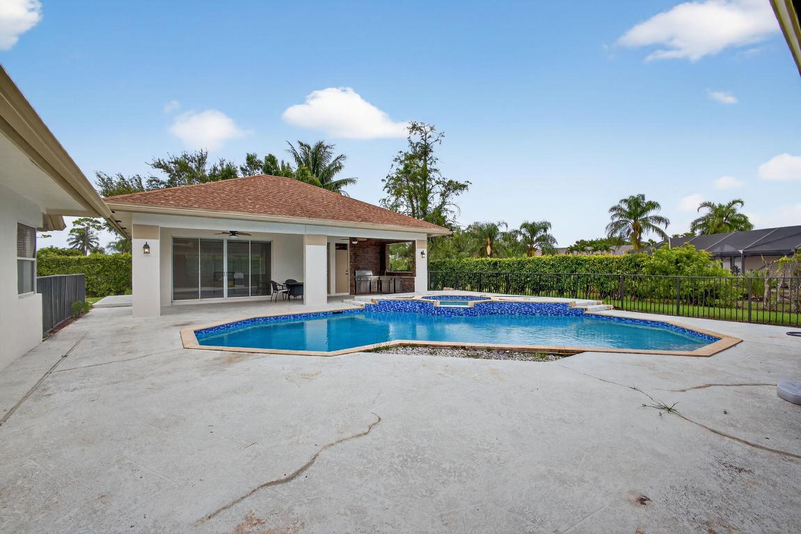 1295 Longlea Terrace Property Photo 49