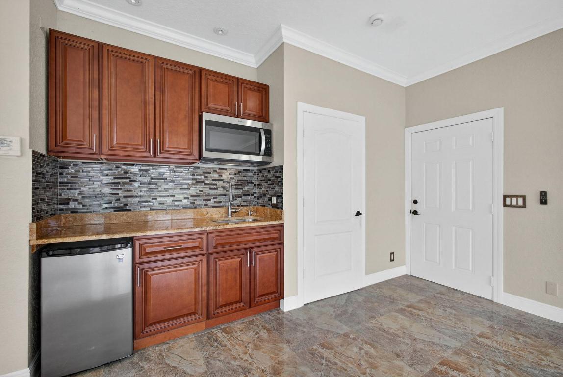 1295 Longlea Terrace Property Photo 65