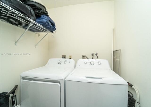 185 Normandy D Property Photo 10