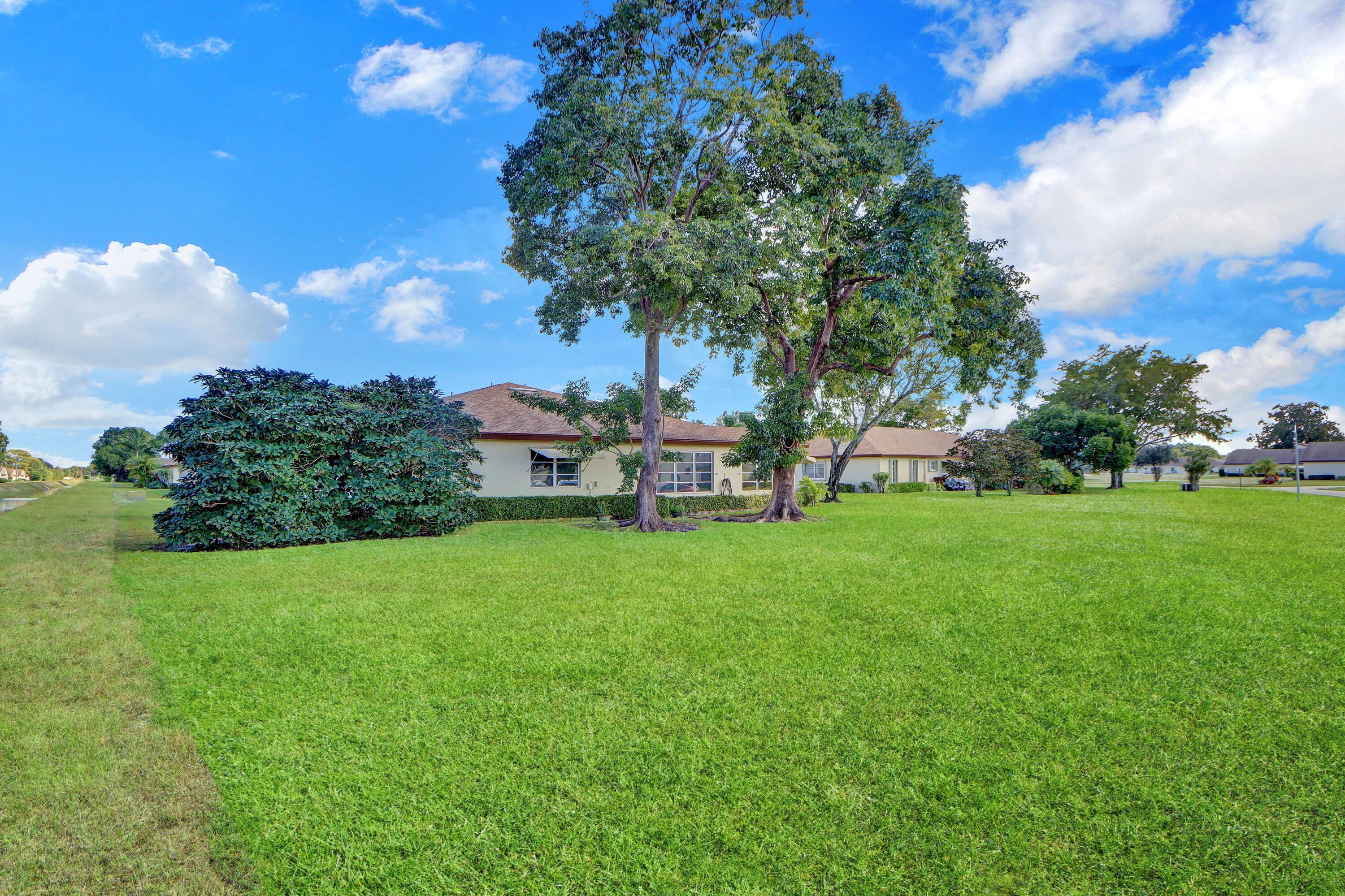 14050 Nesting Way B Property Photo 4