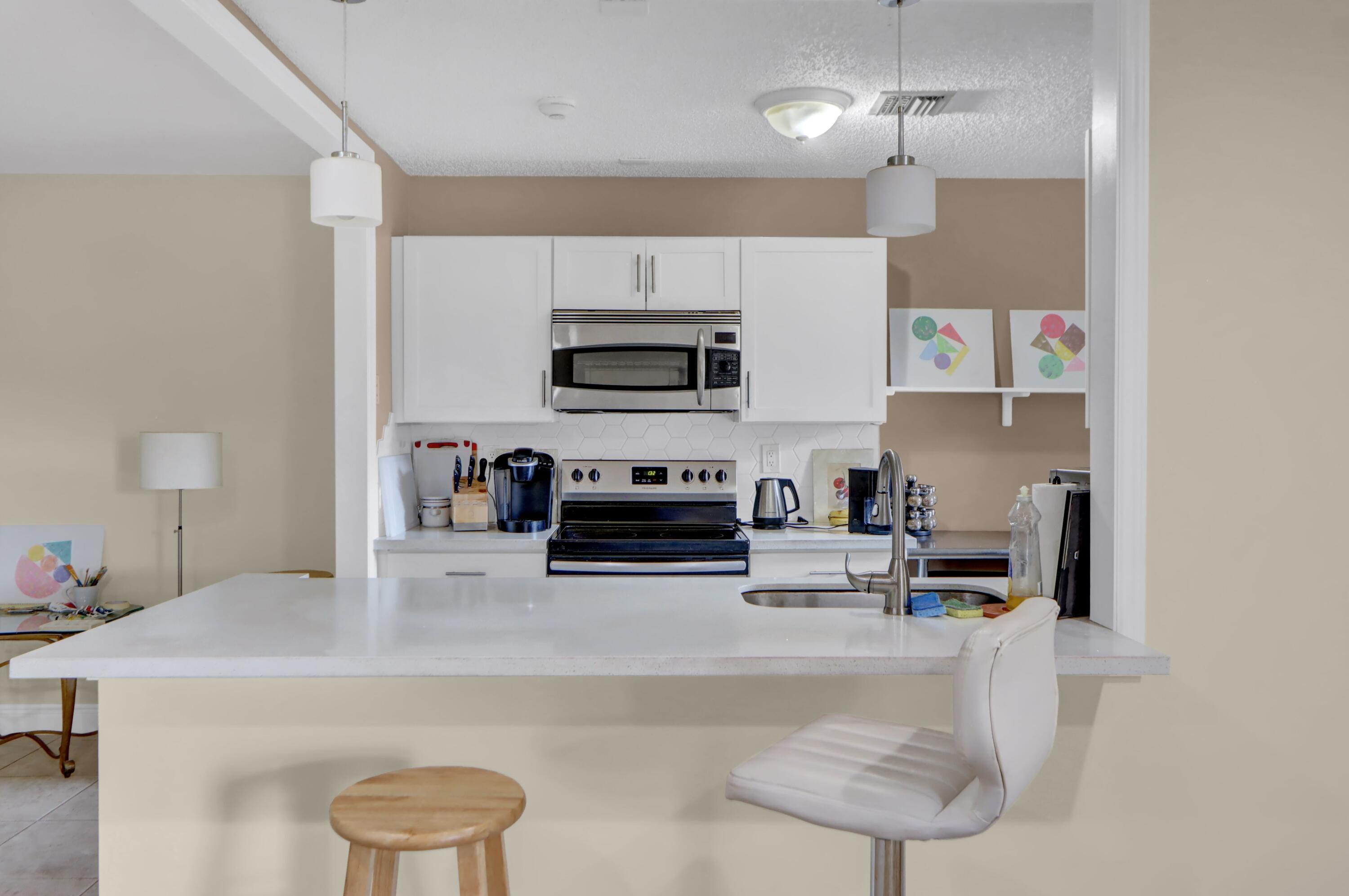 14050 Nesting Way B Property Photo 9