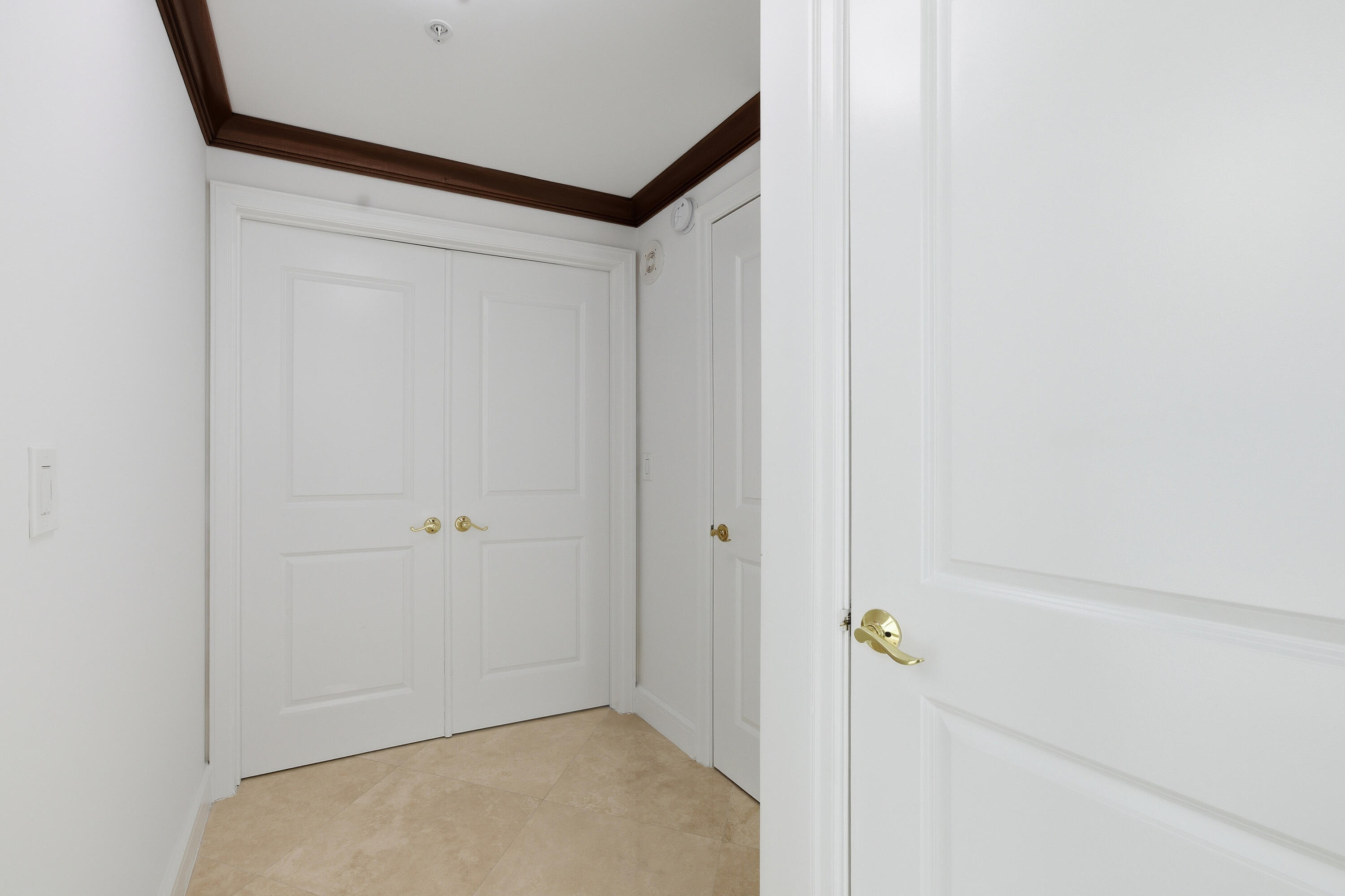 1063 Hillsboro Mile 301 Property Photo 31