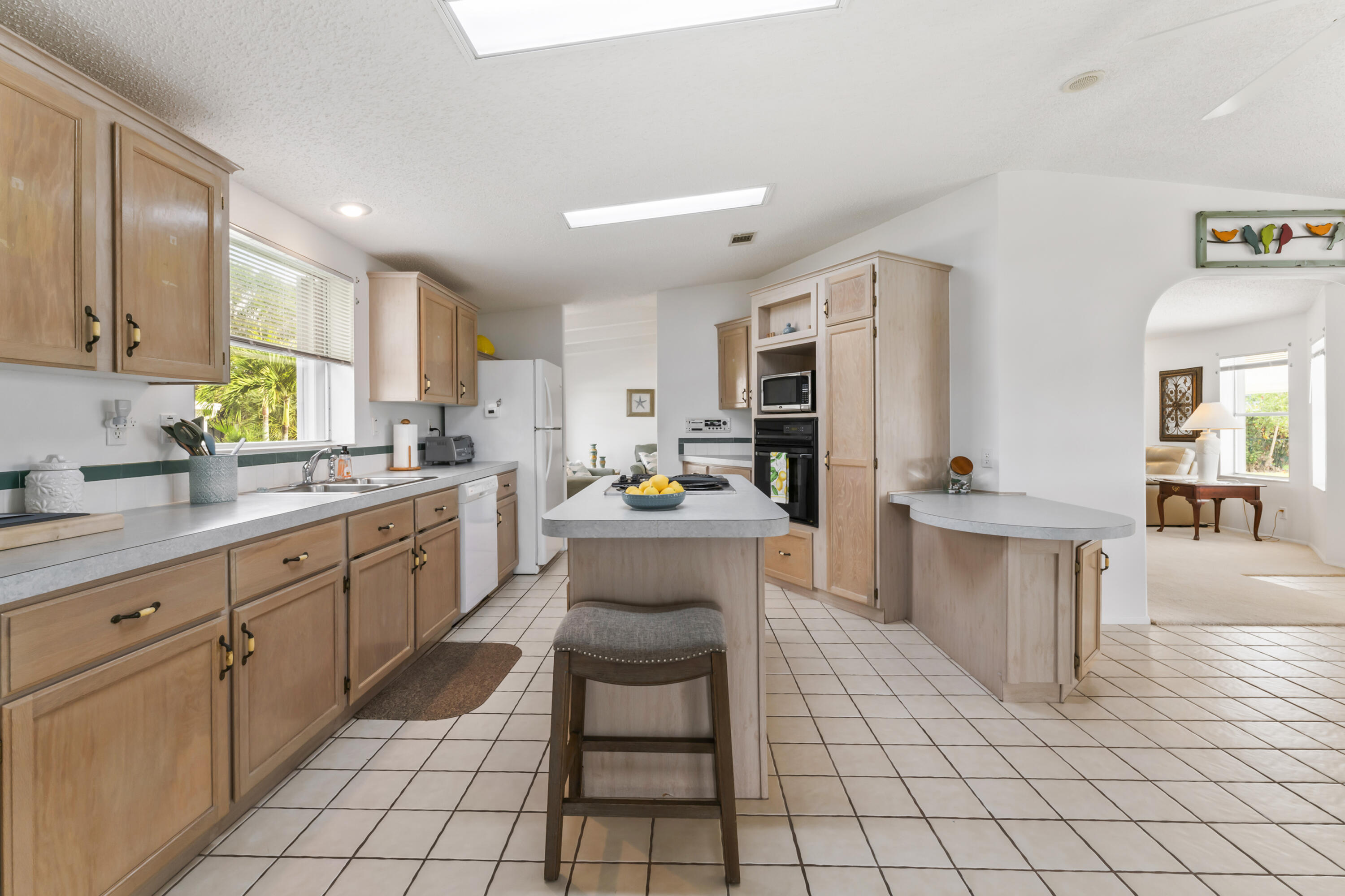 8913 Sw Chevy Circle Property Photo 9
