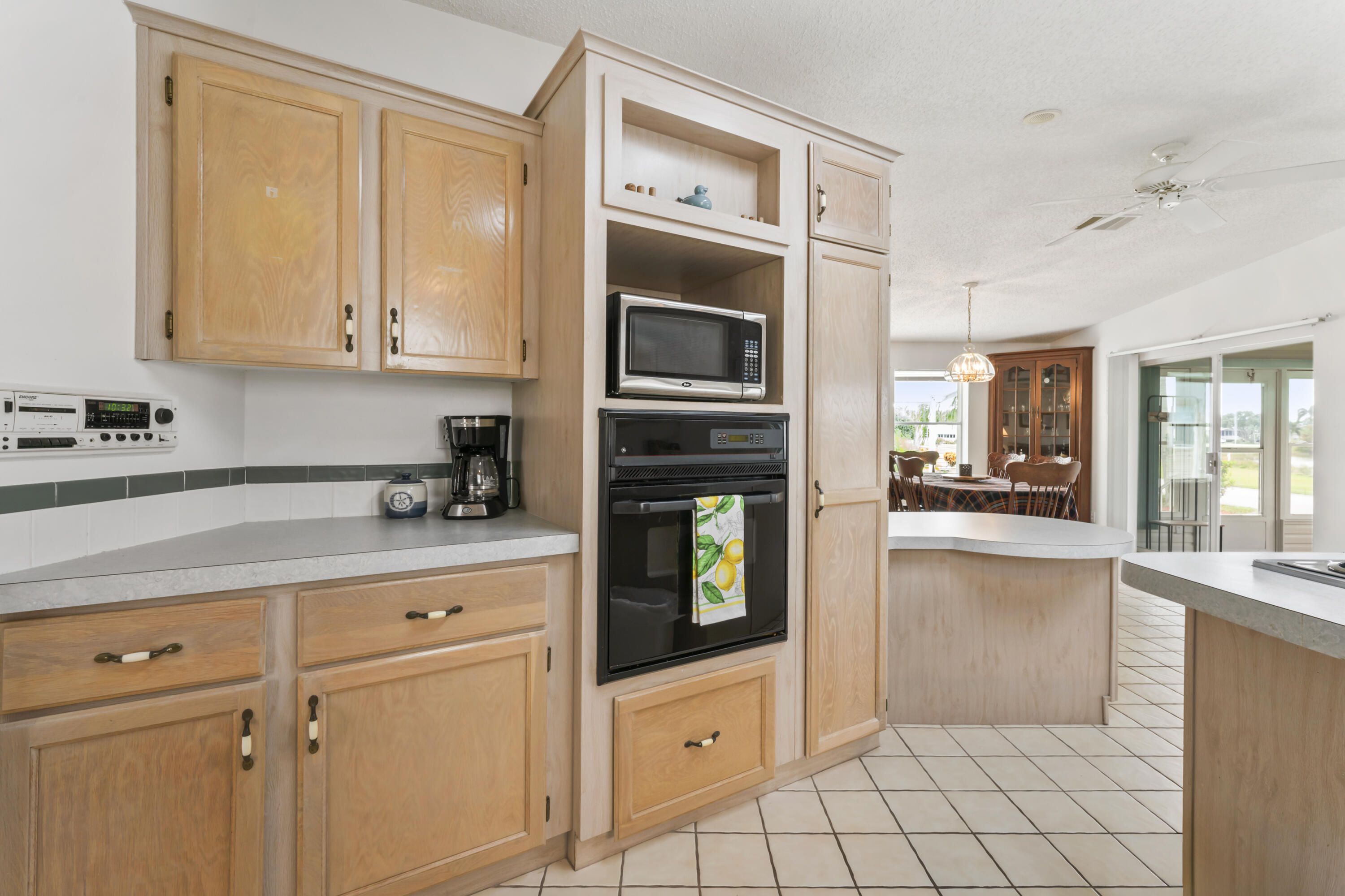 8913 Sw Chevy Circle Property Photo 10