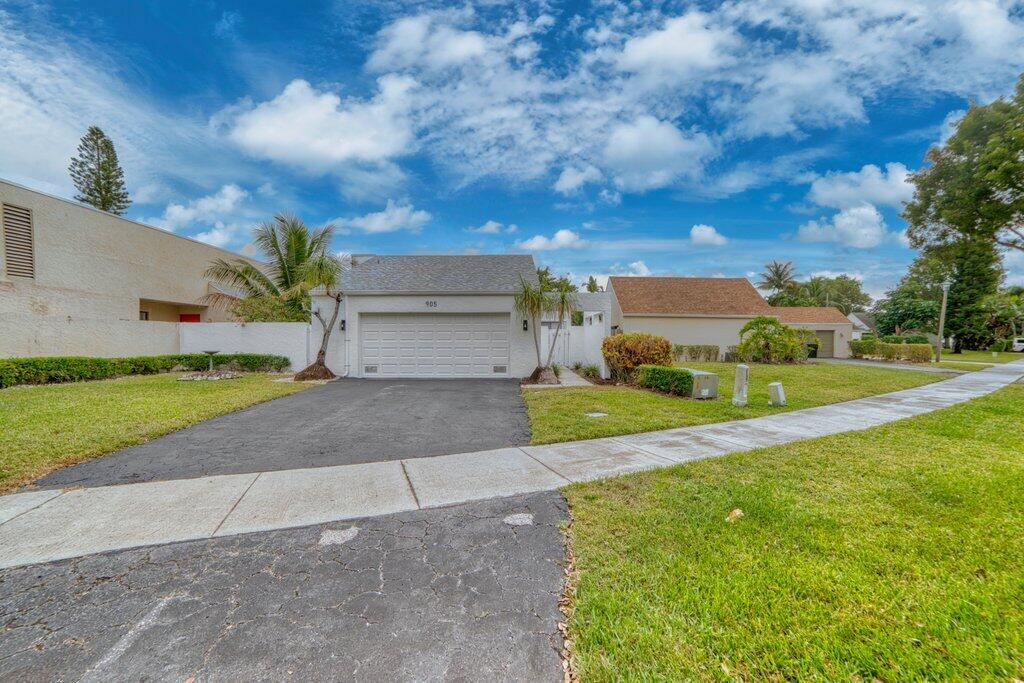 905 NW 22nd Avenue