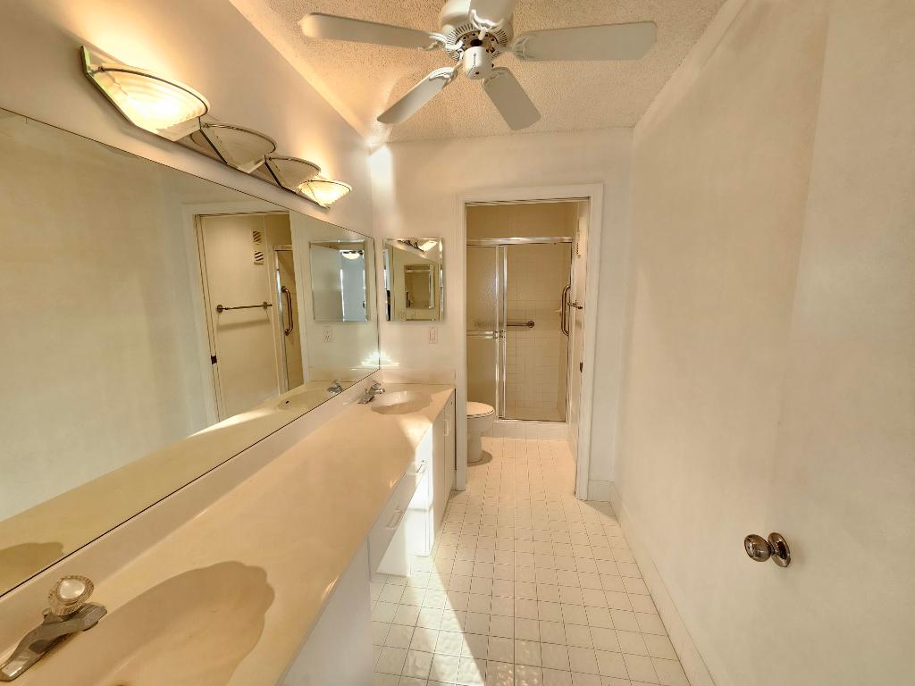9637 Shadybrook Drive 201 Property Photo 16