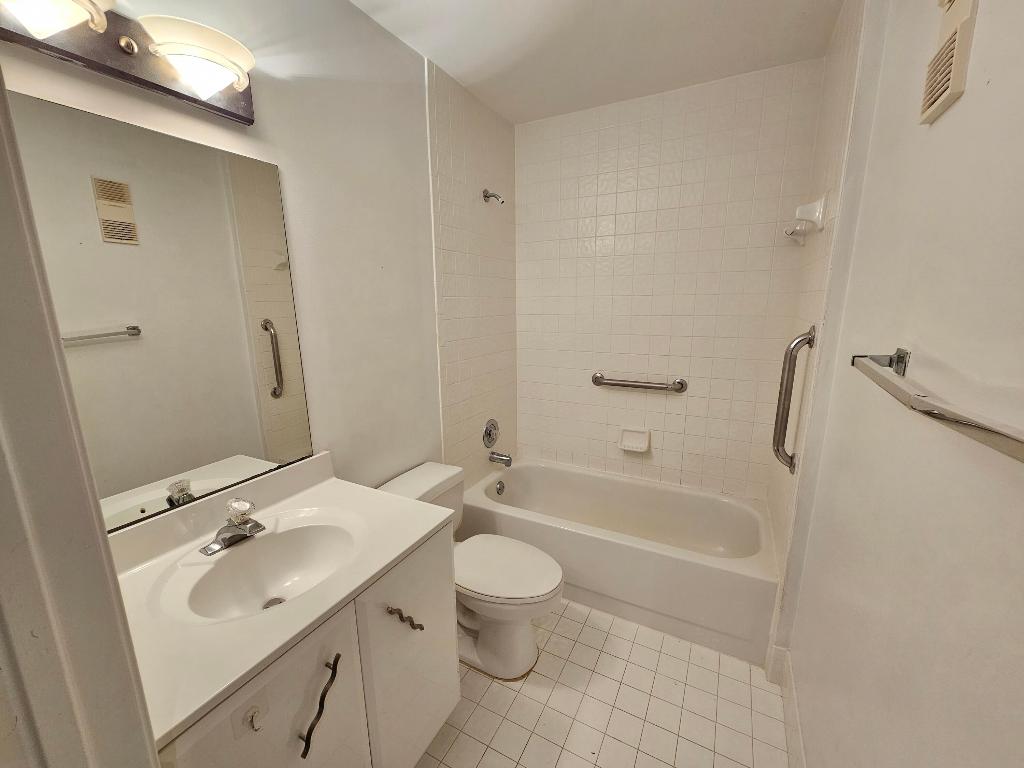 9637 Shadybrook Drive 201 Property Photo 19