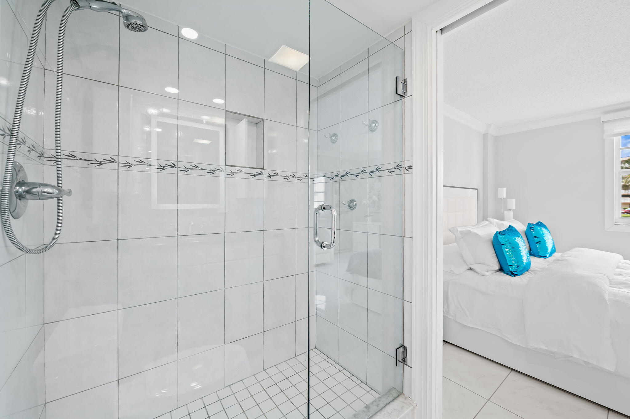 170 Se 5th Avenue 103 Property Photo 4