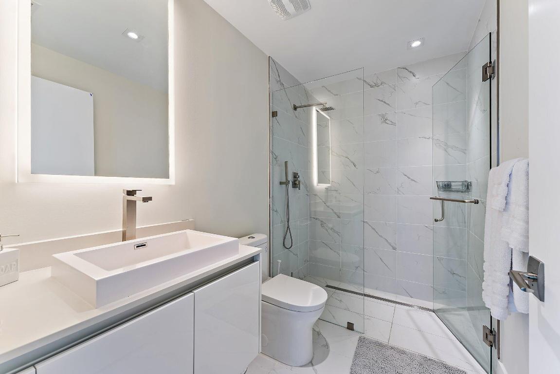 3100 N Ocean Drive 1501 Property Photo 13