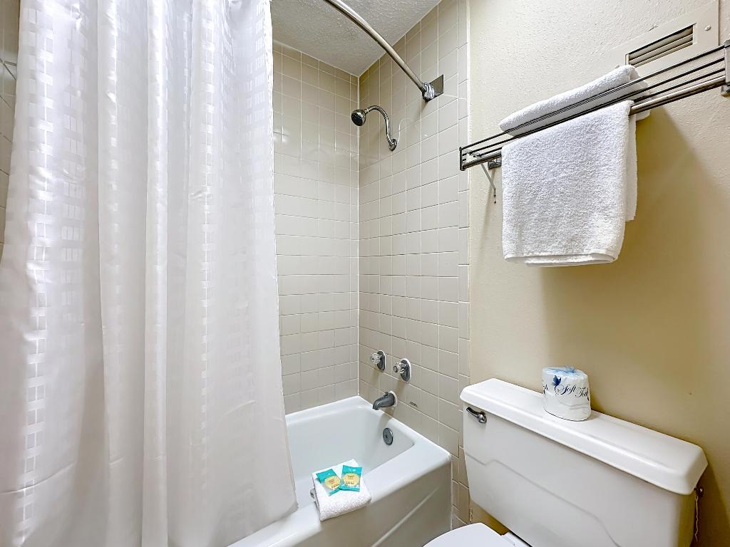 910 Suemac Road Property Photo 19