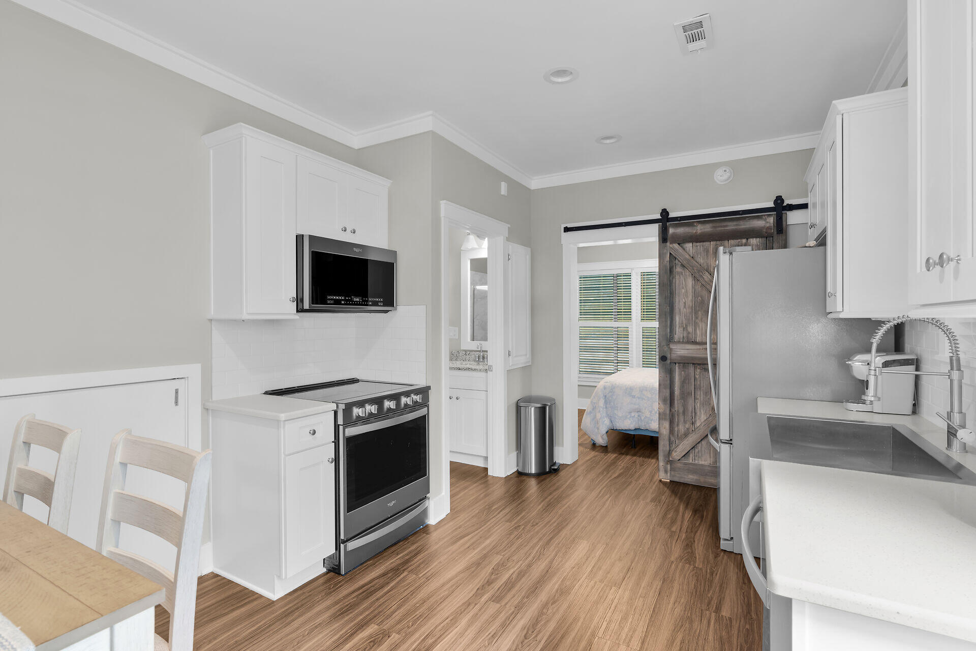 101 11th Street 19 Property Photo 5
