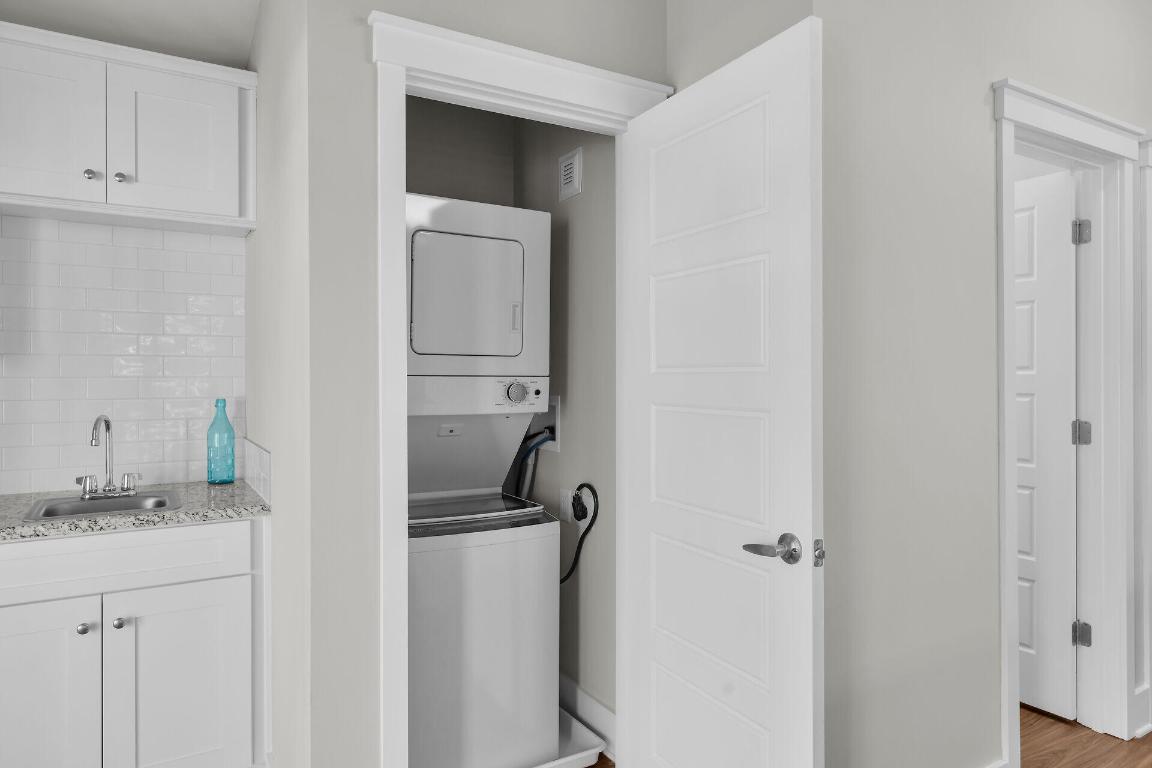 101 11th Street 19 Property Photo 15