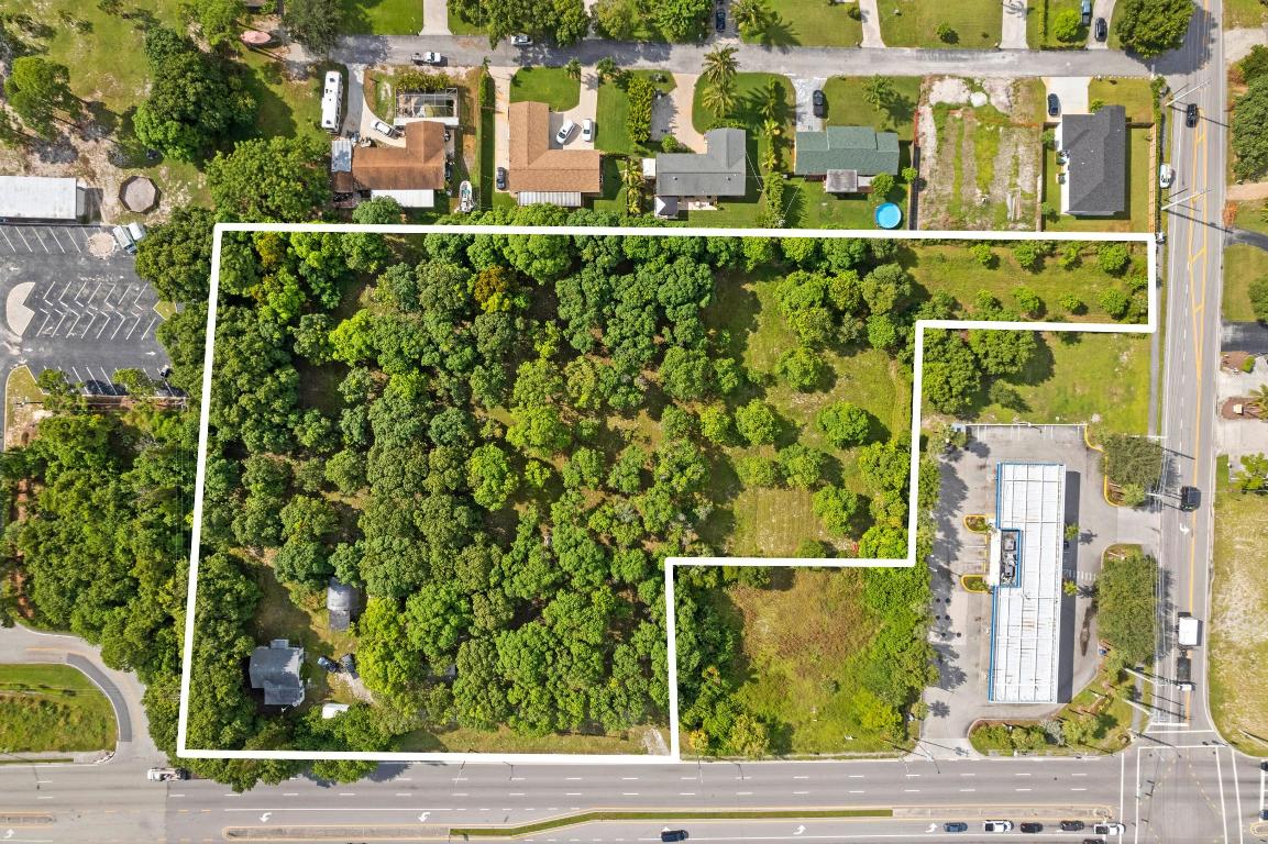 1908 Hypoluxo Road Property Photo 3