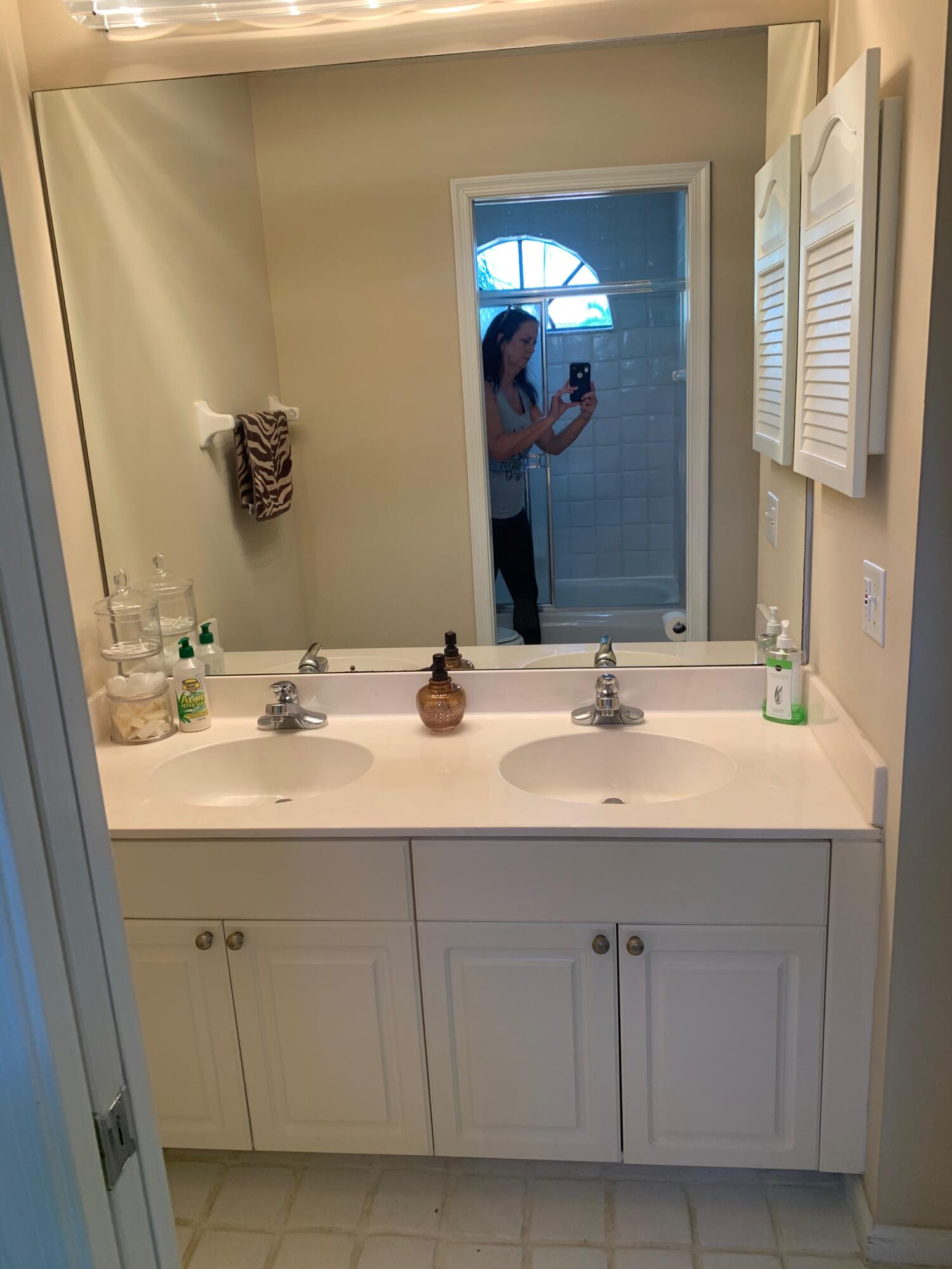 49 Uno Lago Drive Property Photo 10