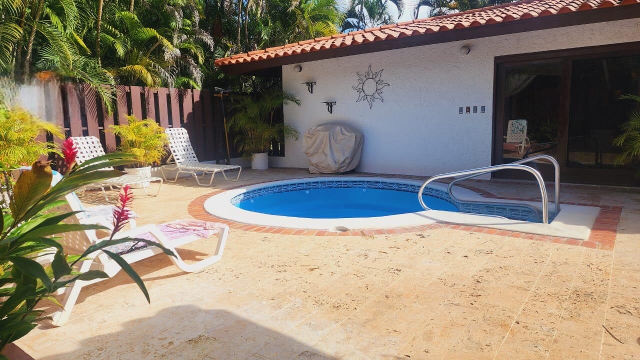 143 00 Property Photo 1