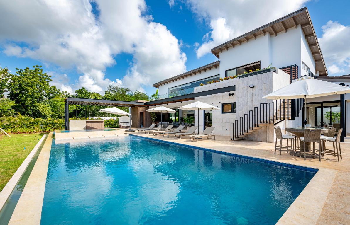 1 00 Property Photo 8