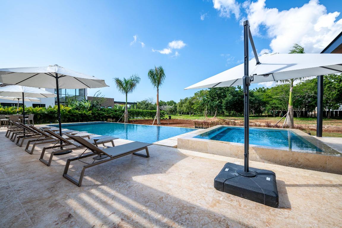 1 00 Property Photo 10