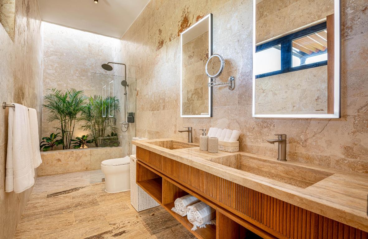 1 00 Property Photo 23