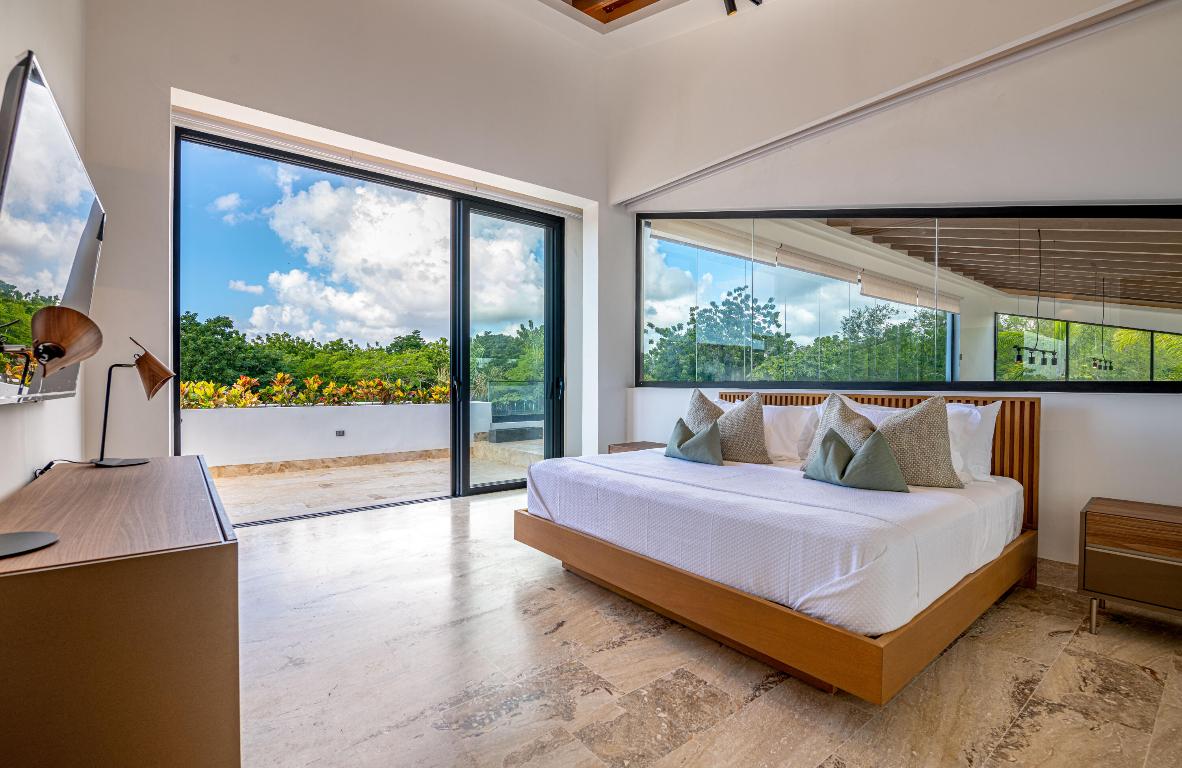 1 00 Property Photo 30