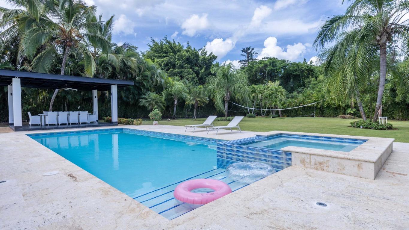 35 20 Property Photo 3