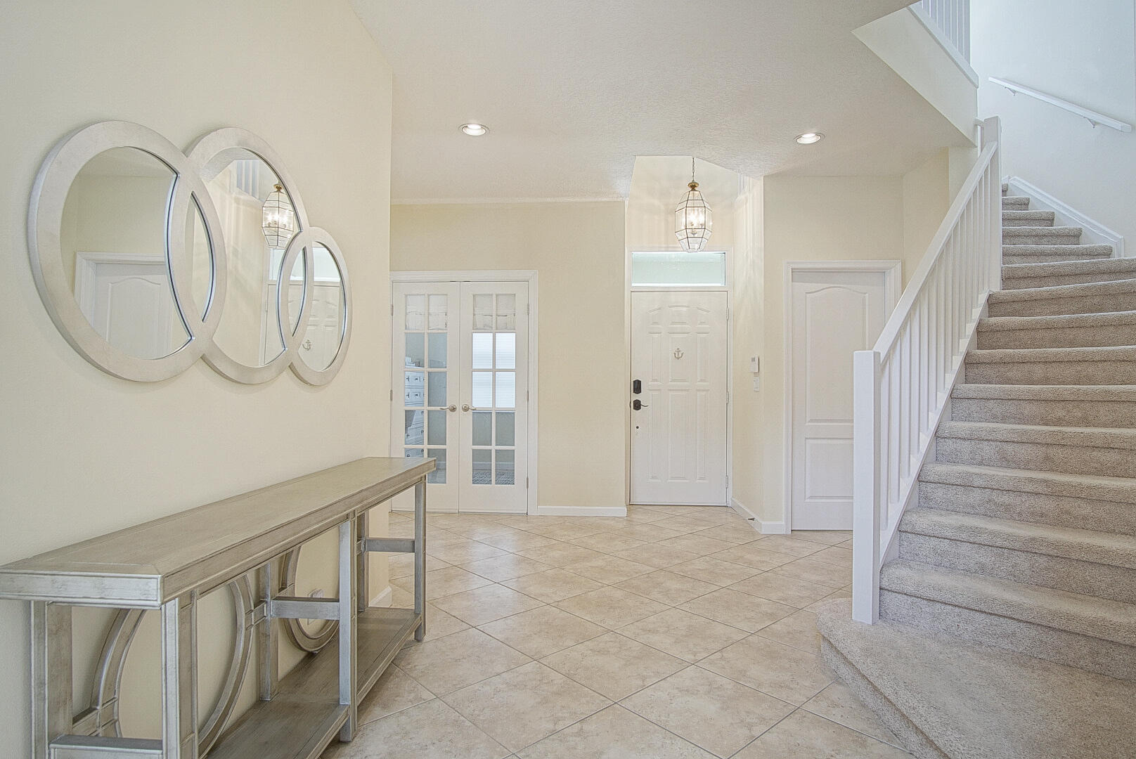 8176 Quail Meadow Way Property Photo 5