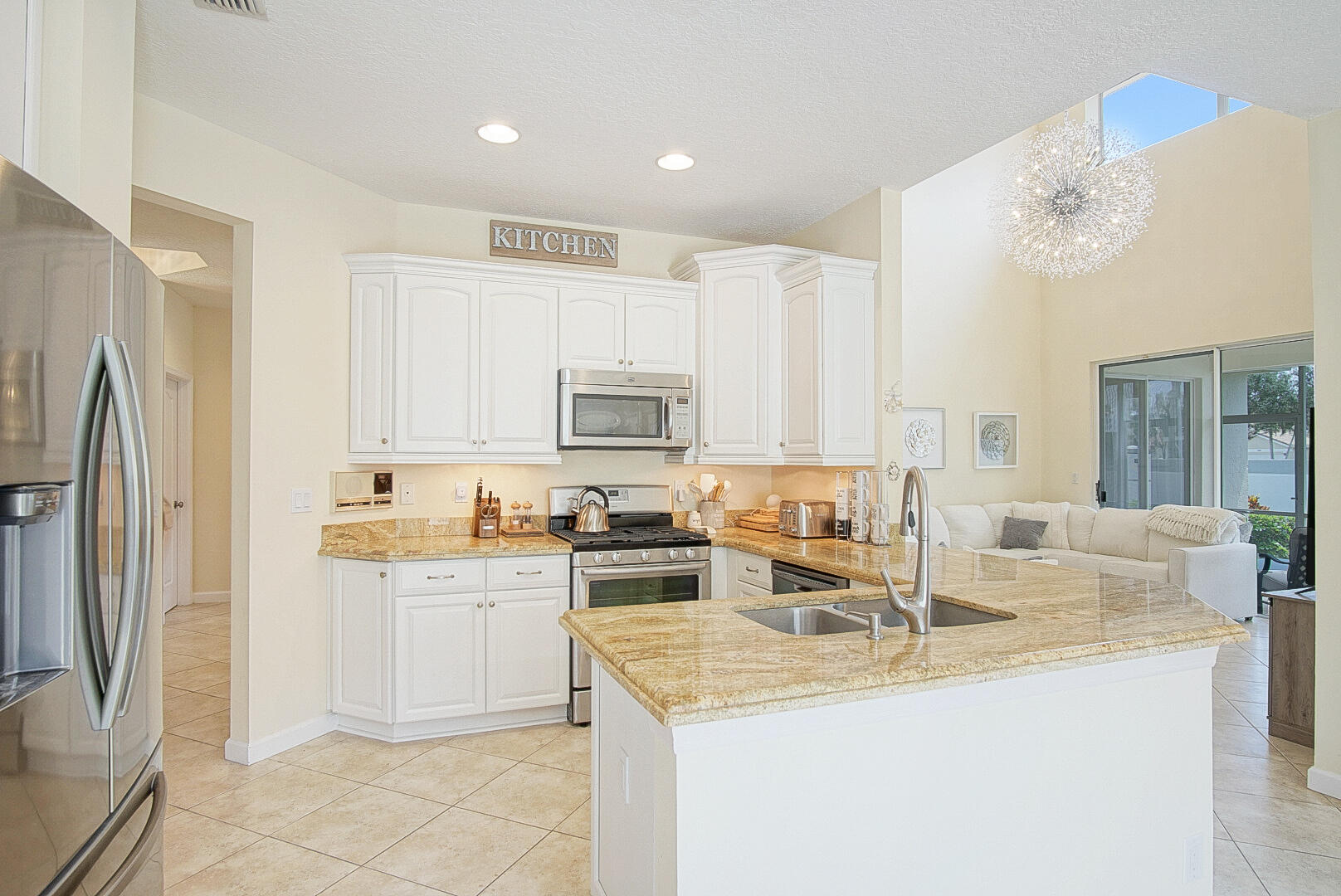8176 Quail Meadow Way Property Photo 10