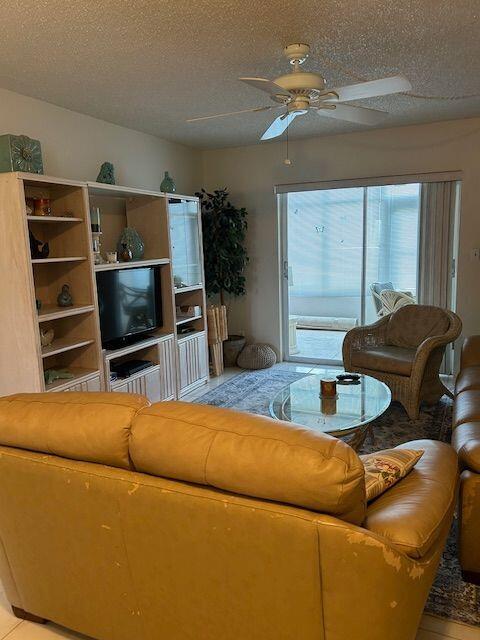 2615 S Garden Drive 103 Property Photo 8