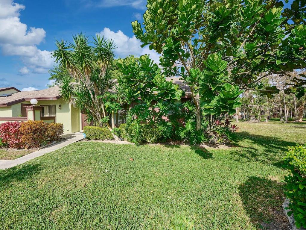 498 Iron Forge Ct Court Property Photo 1