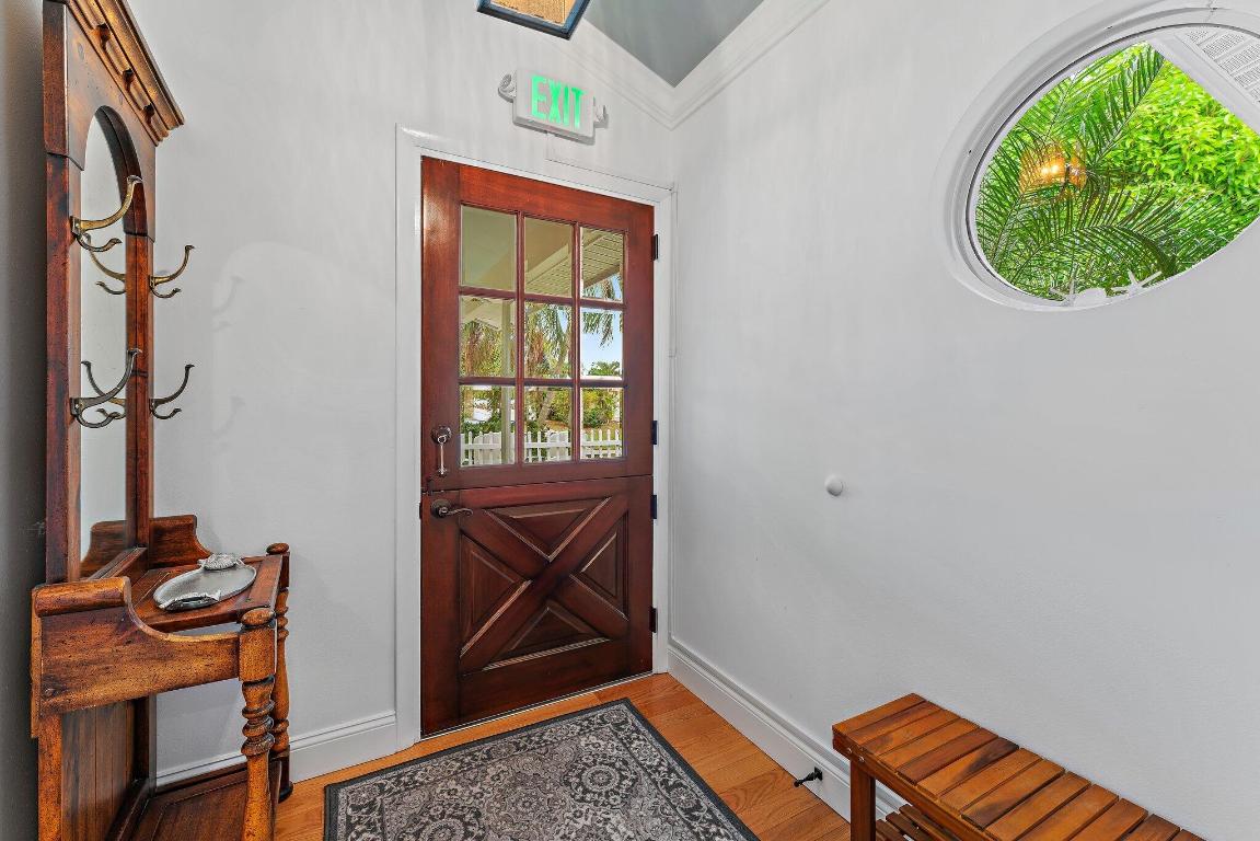 460 Sunrise Way Property Photo 6