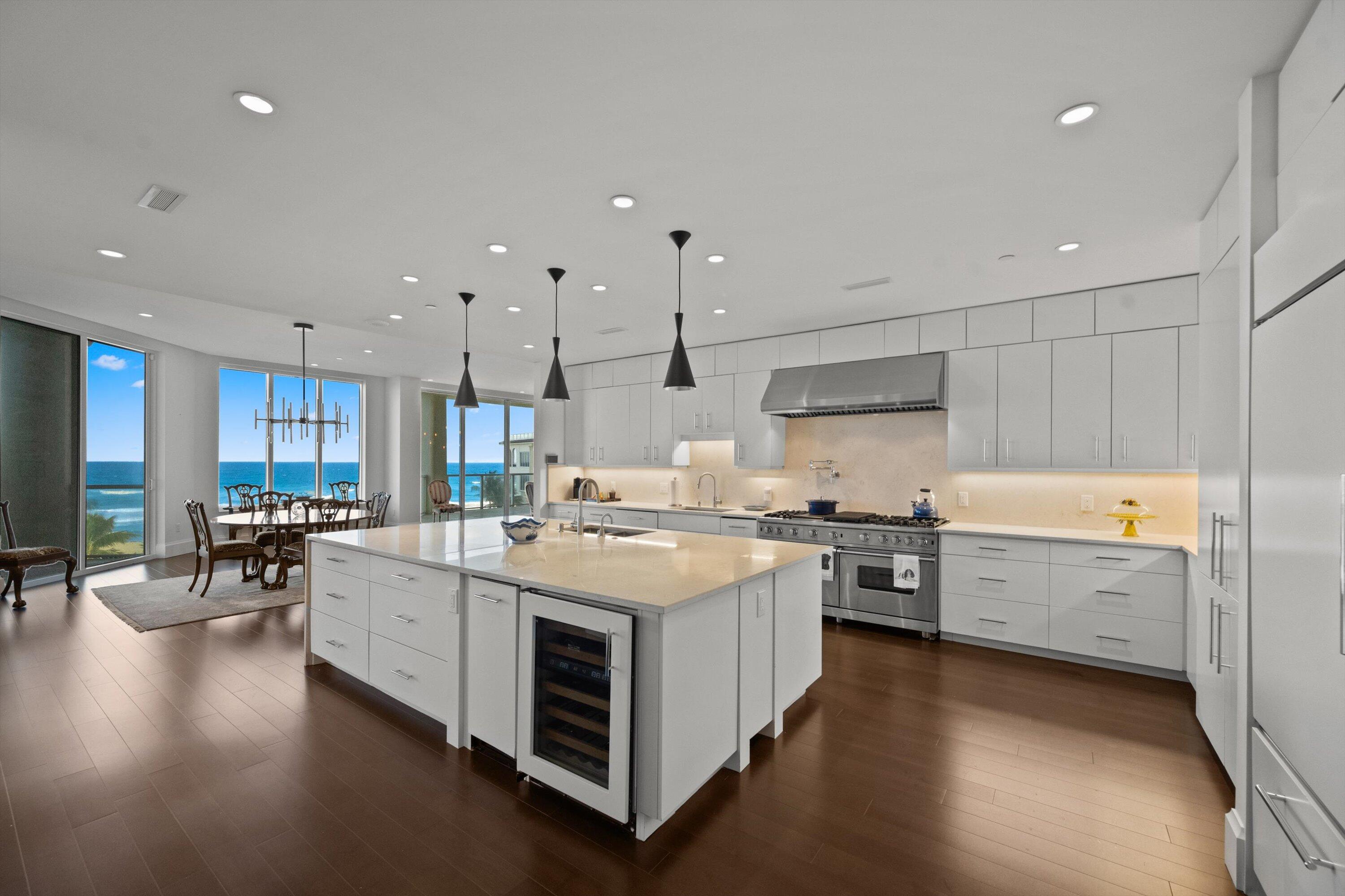 3000 S Ocean Boulevard 503/504