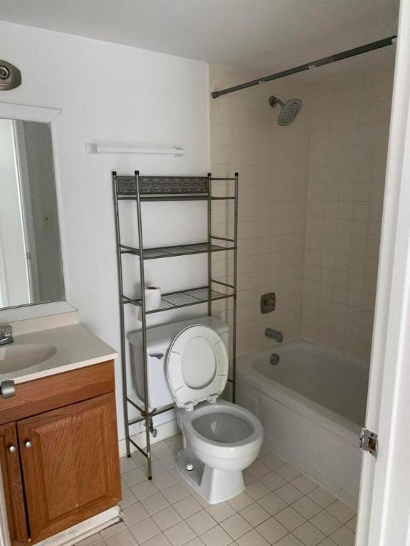 2050 N Congress Avenue 301 Property Photo 5