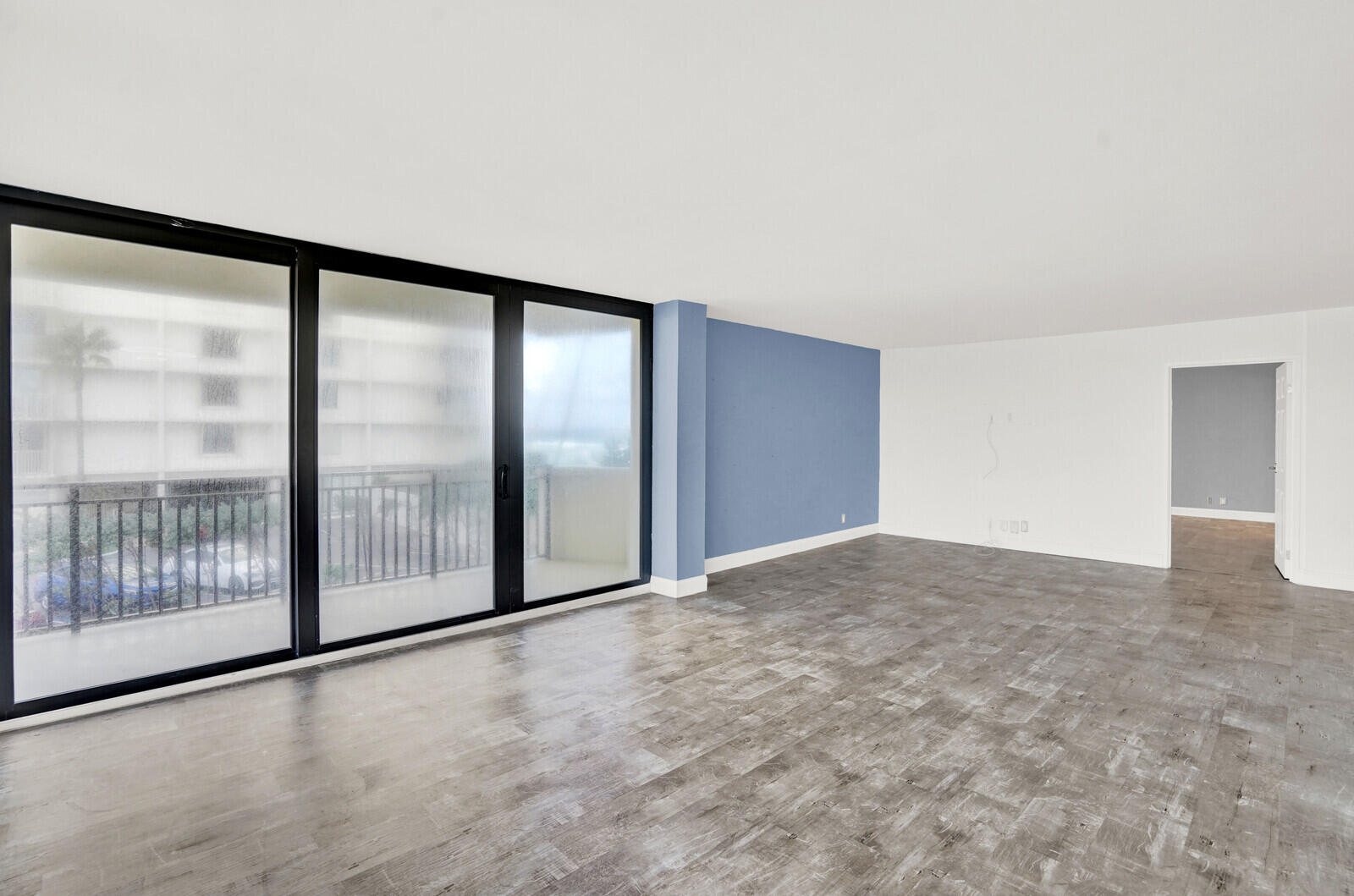 5460 N Ocean Drive 1d Property Photo 20