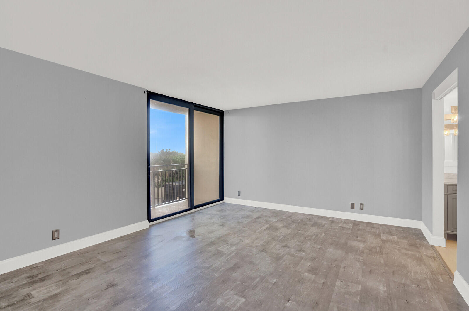 5460 N Ocean Drive 1d Property Photo 28