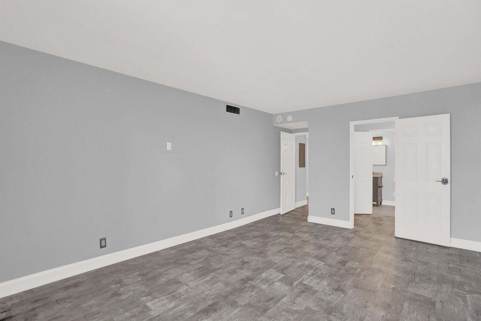5460 N Ocean Drive 1d Property Photo 36