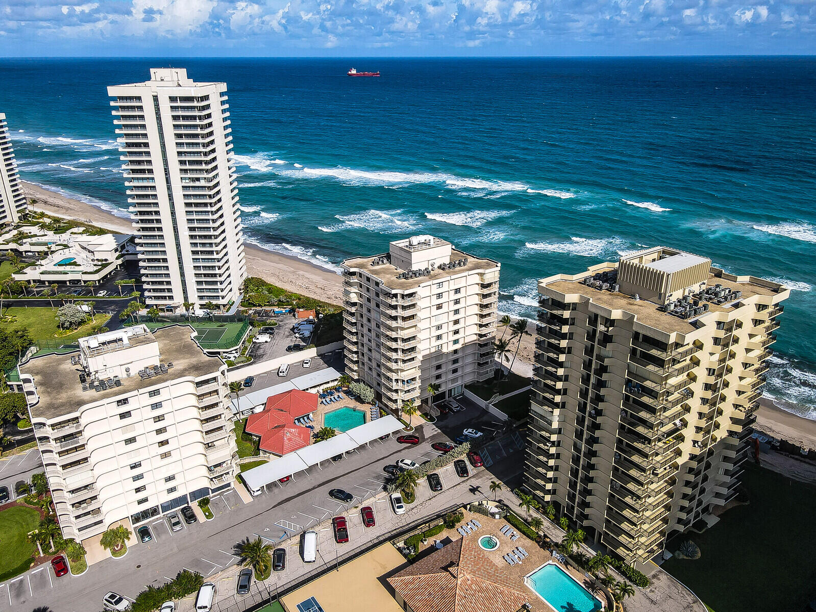 5460 N Ocean Drive 1d Property Photo 43