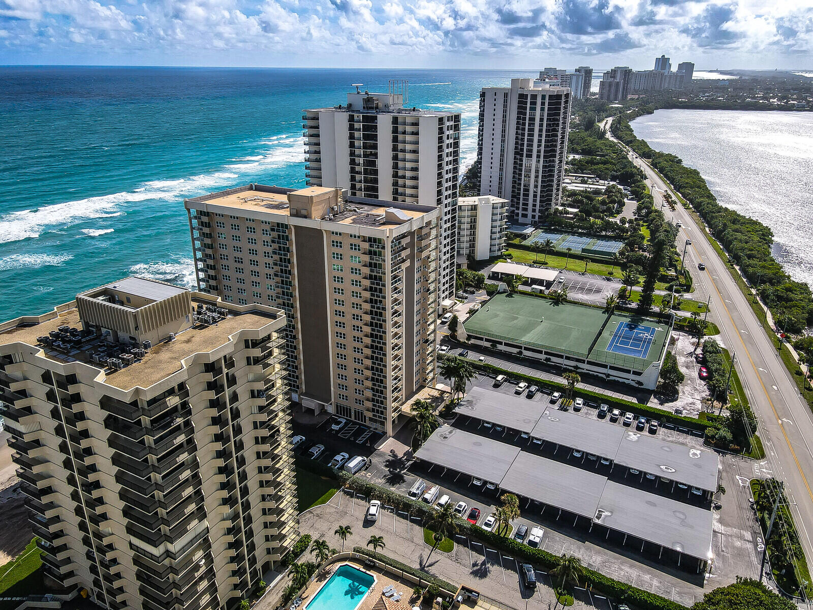 5460 N Ocean Drive 1d Property Photo 44