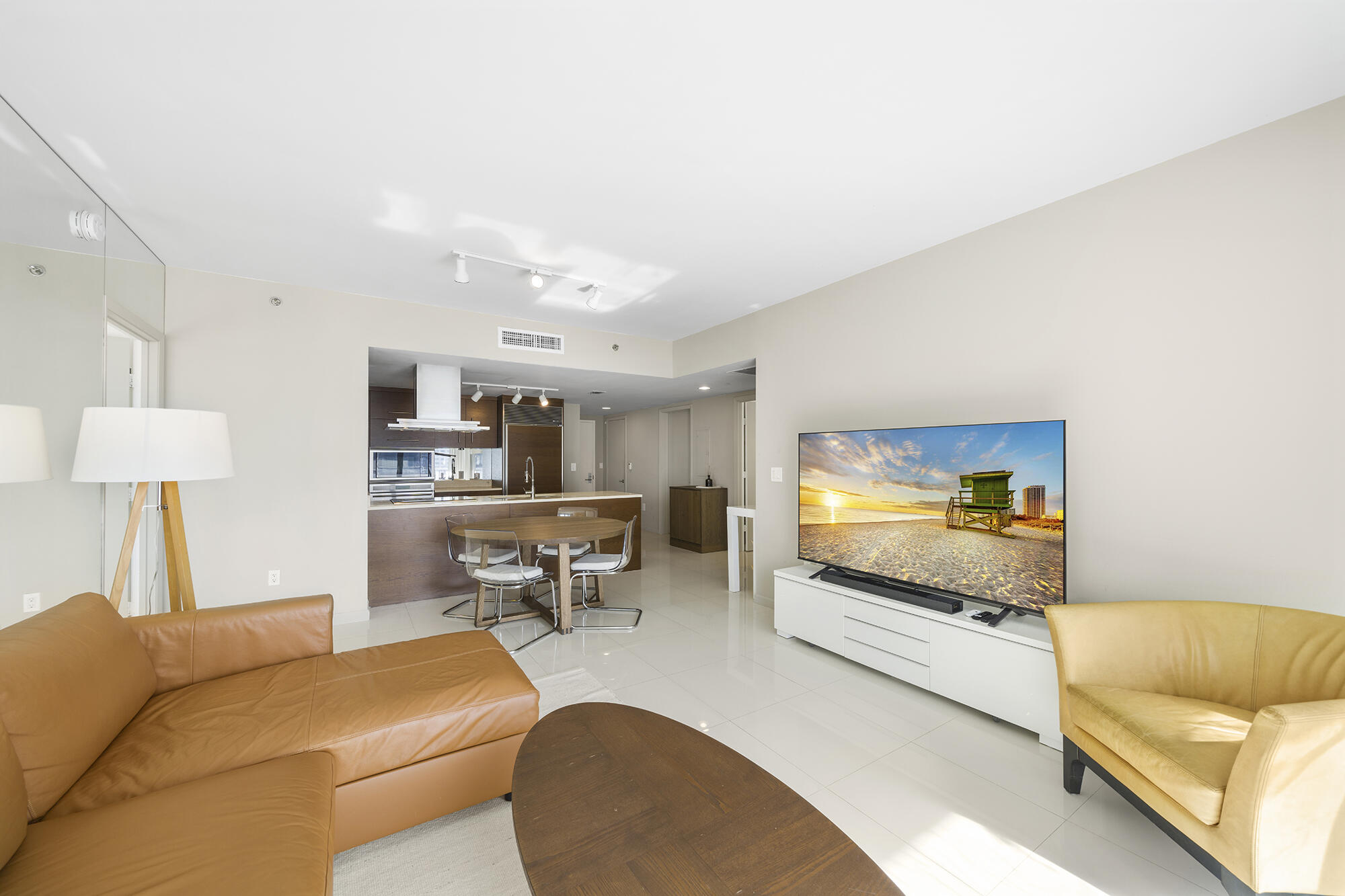 495 Brickell Avenue 911 Property Photo 11