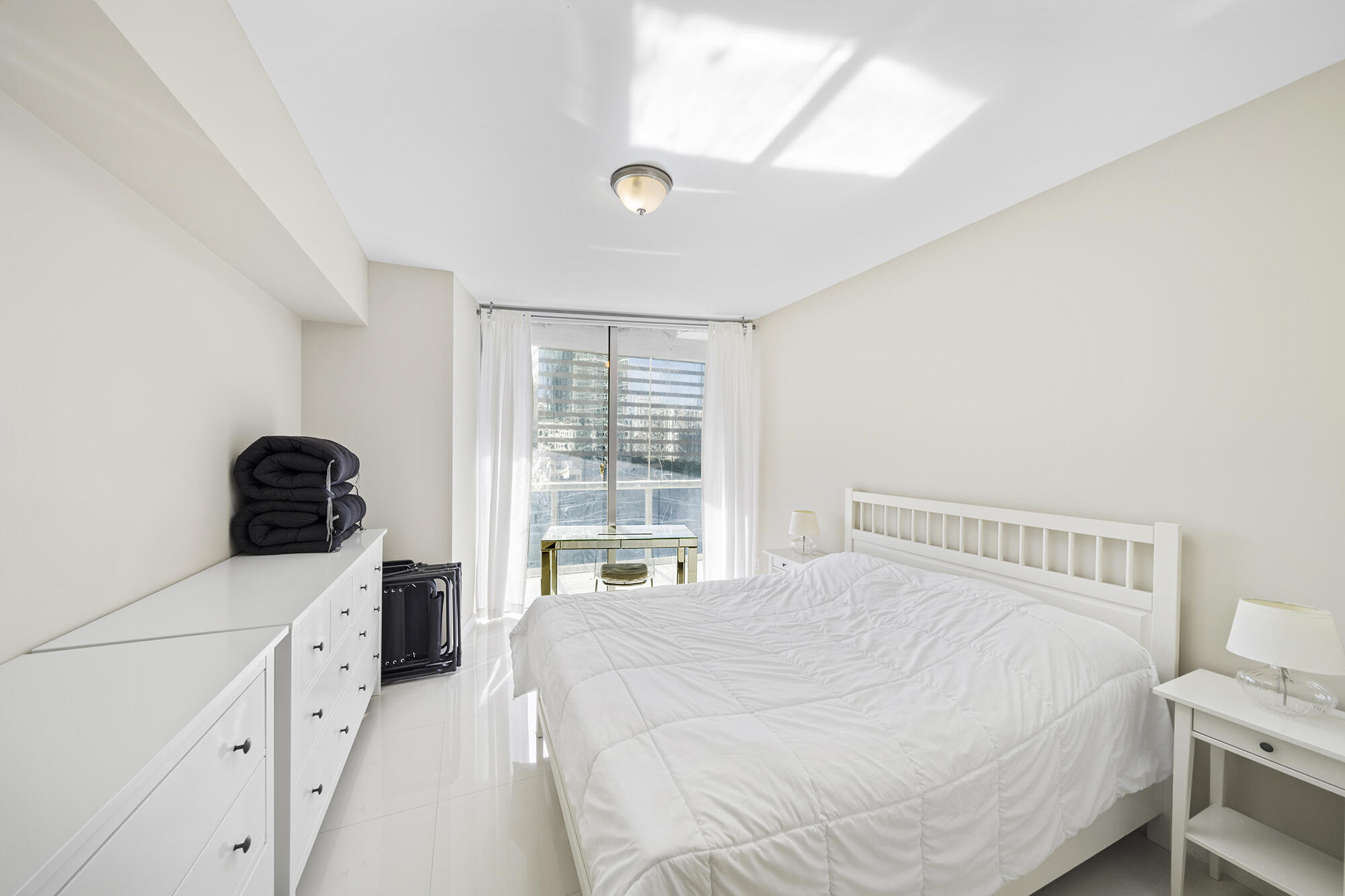 495 Brickell Avenue 911 Property Photo 19