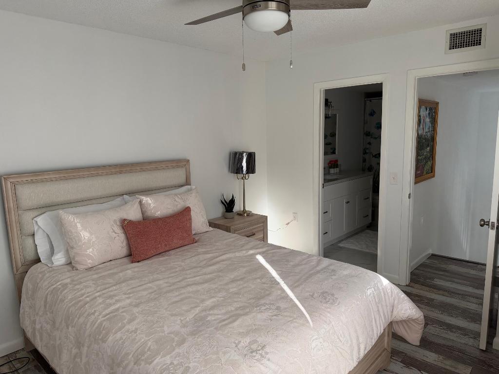 2813 28th Court Property Photo 13