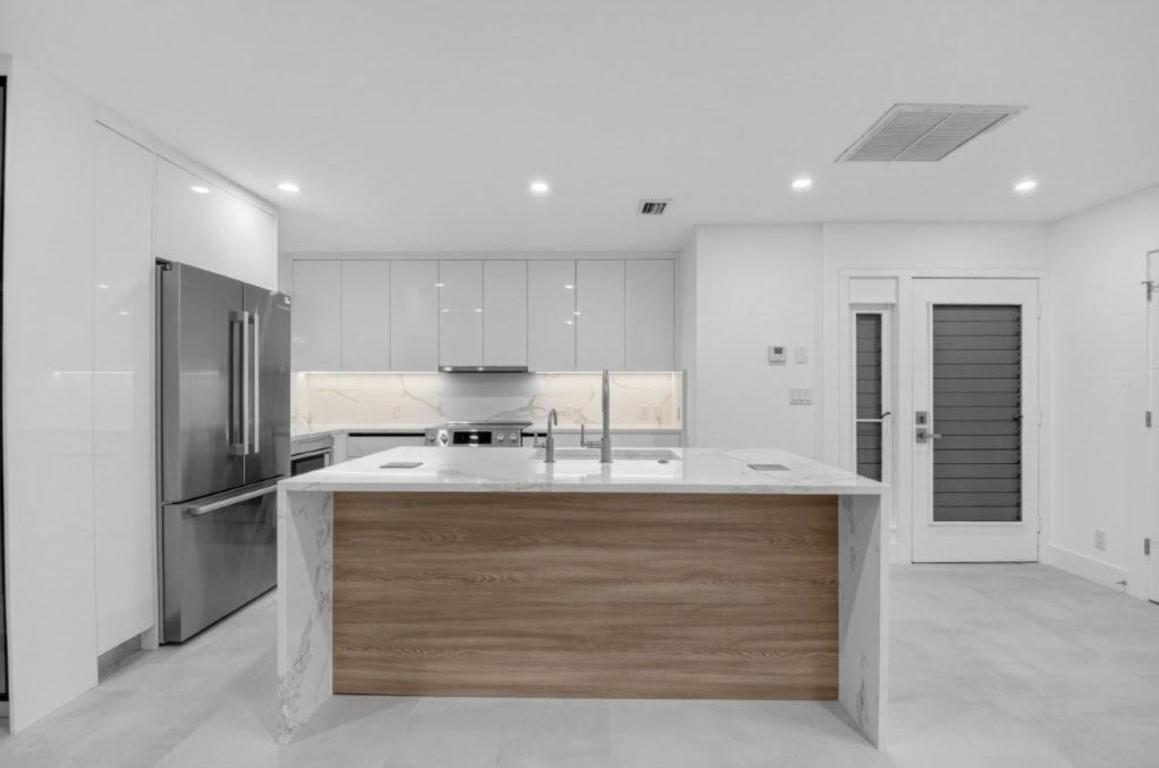 7126 Rain Forest Drive Property Photo 19