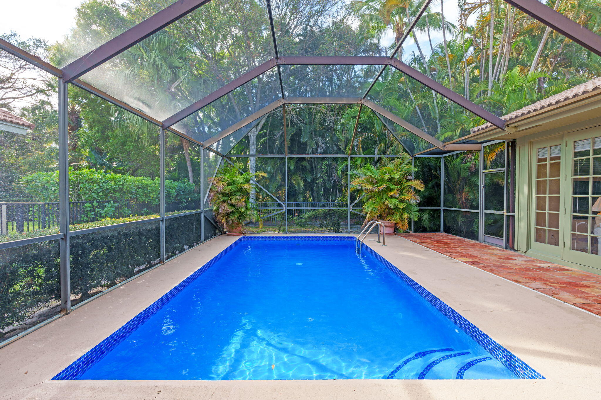 9055 Cypress Hollow Drive Property Photo 1