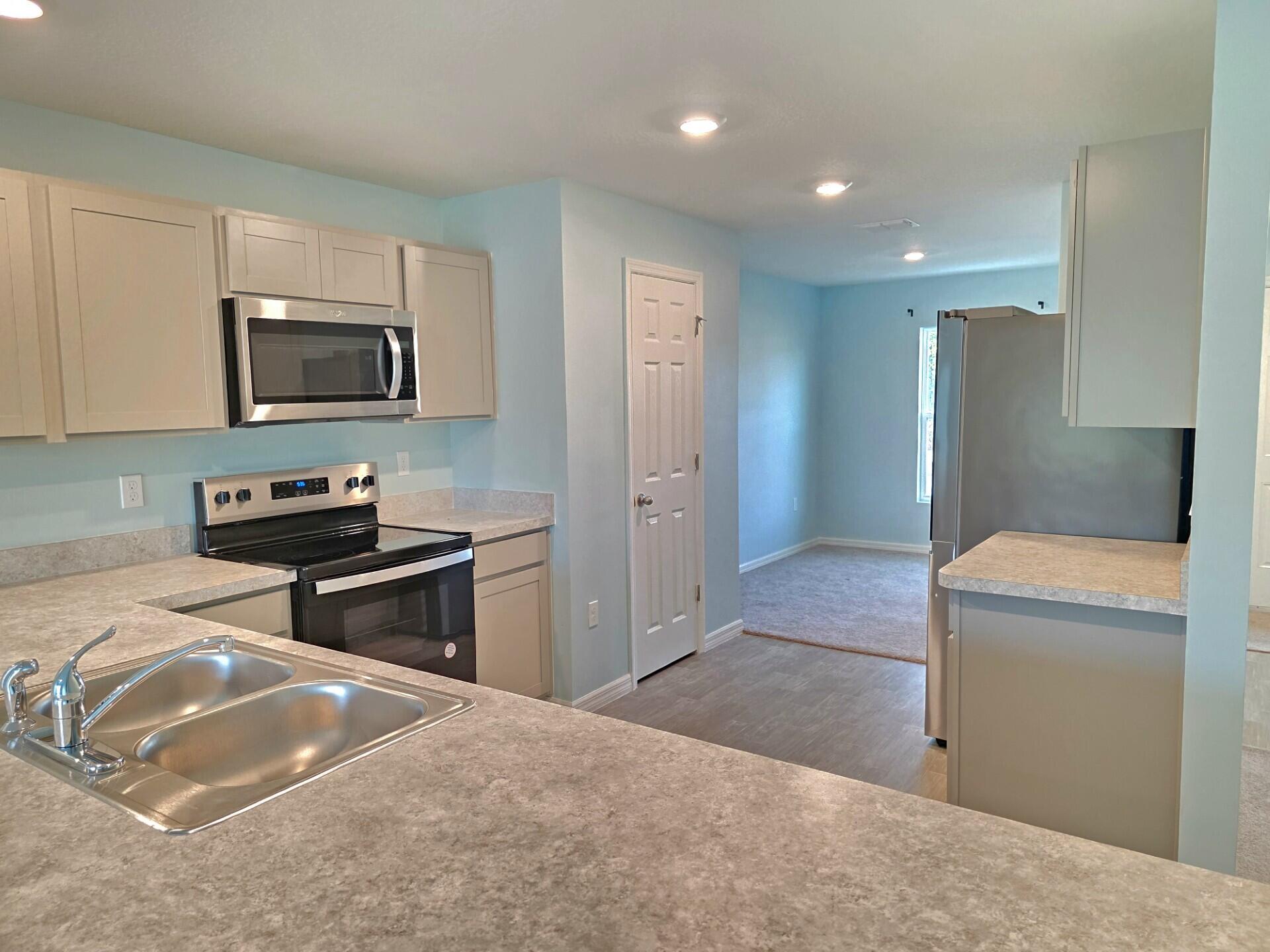 2772 Se Garfield Avenue Property Photo 9