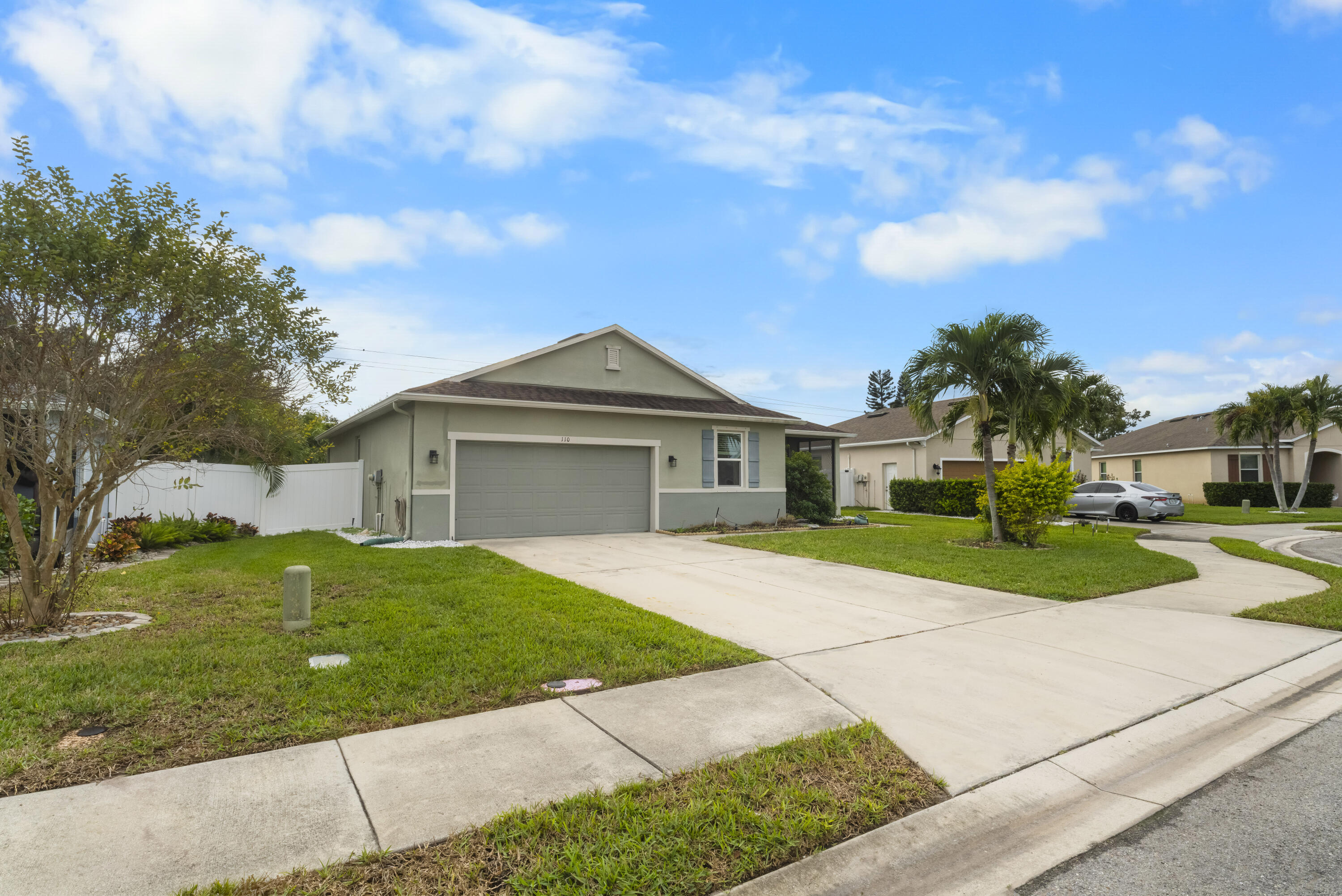 110 65th Avenue E Property Photo 2