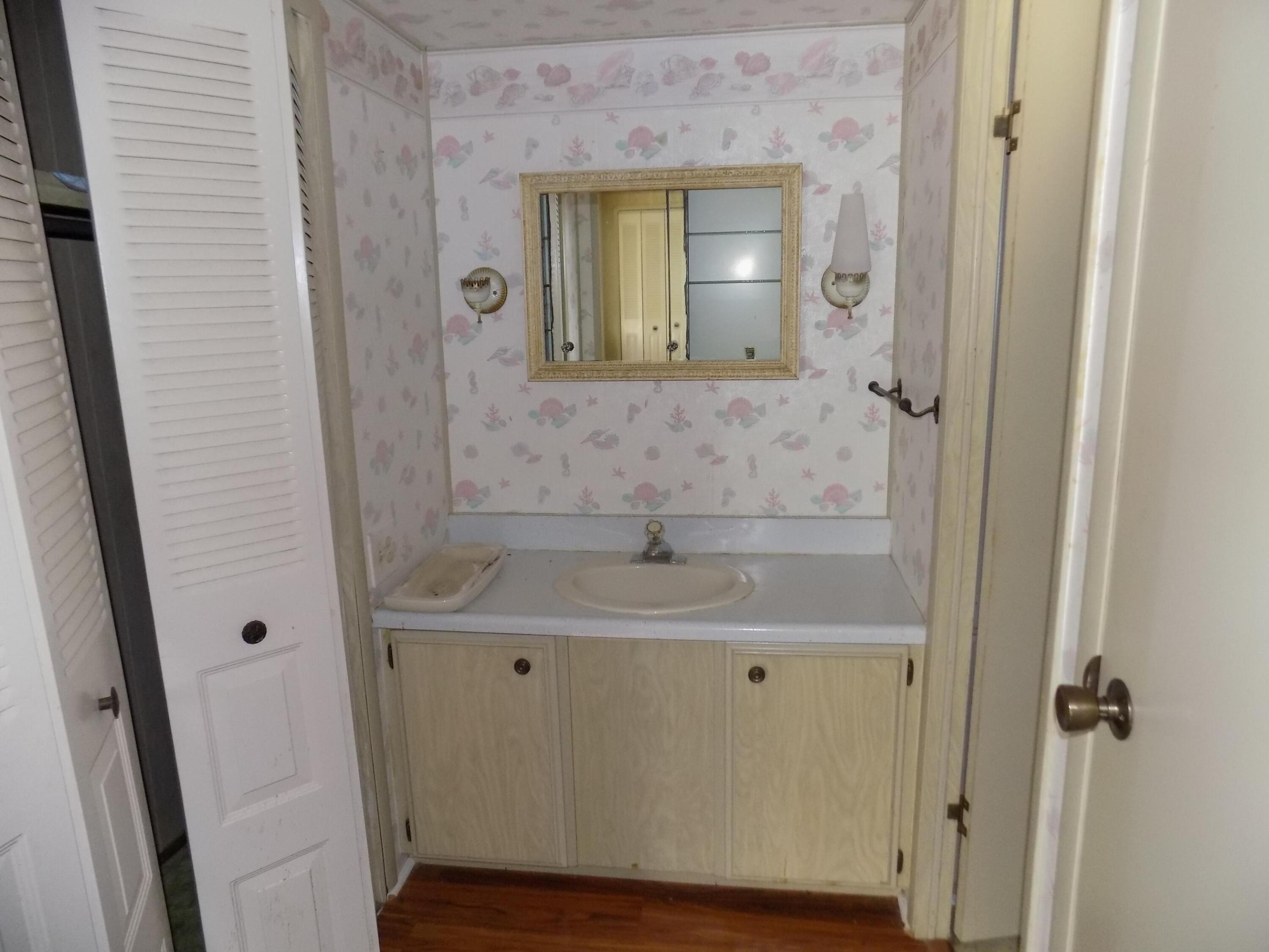 18009 Huapi Property Photo 9