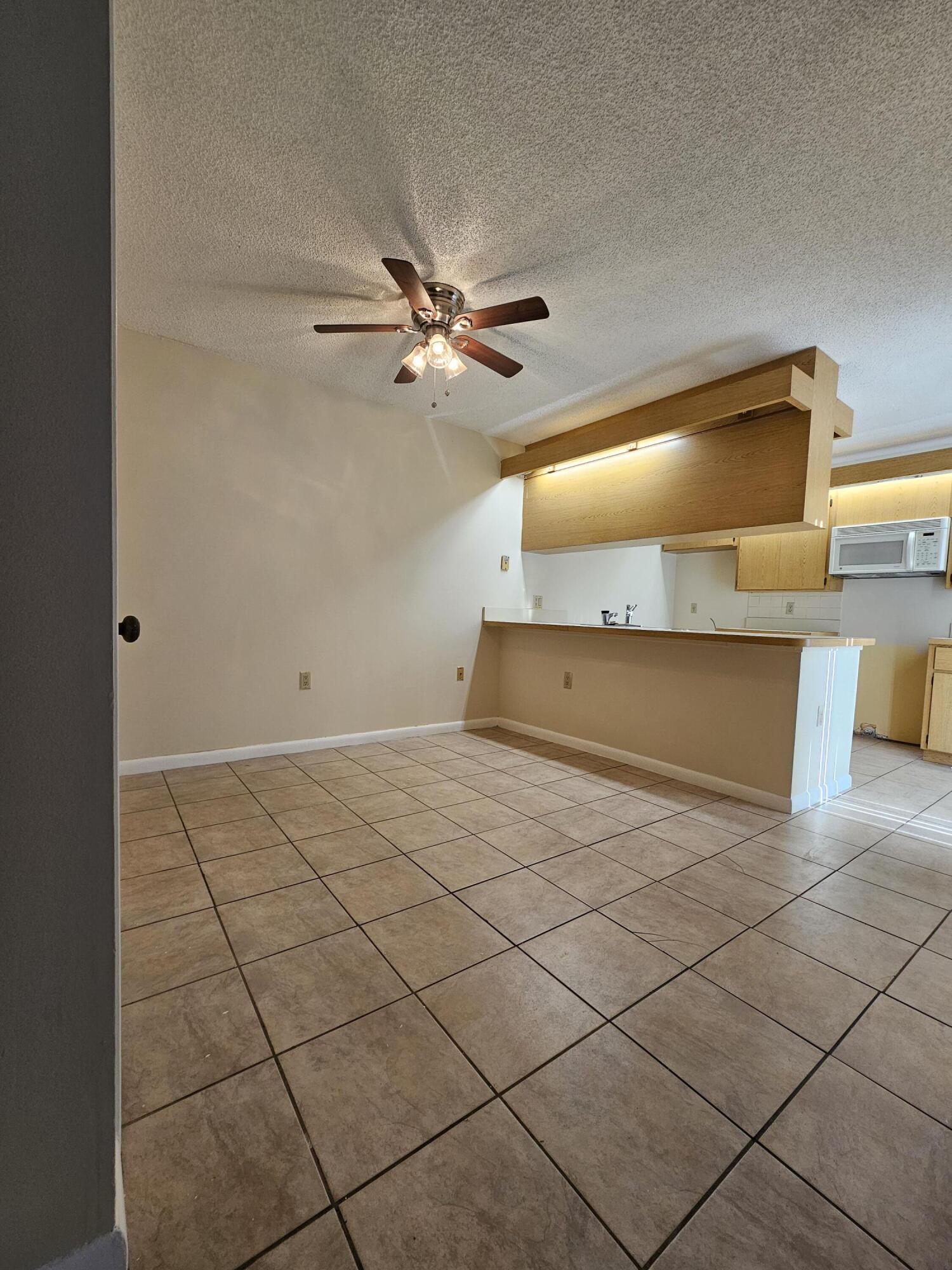 5152 51st Way Property Photo 5
