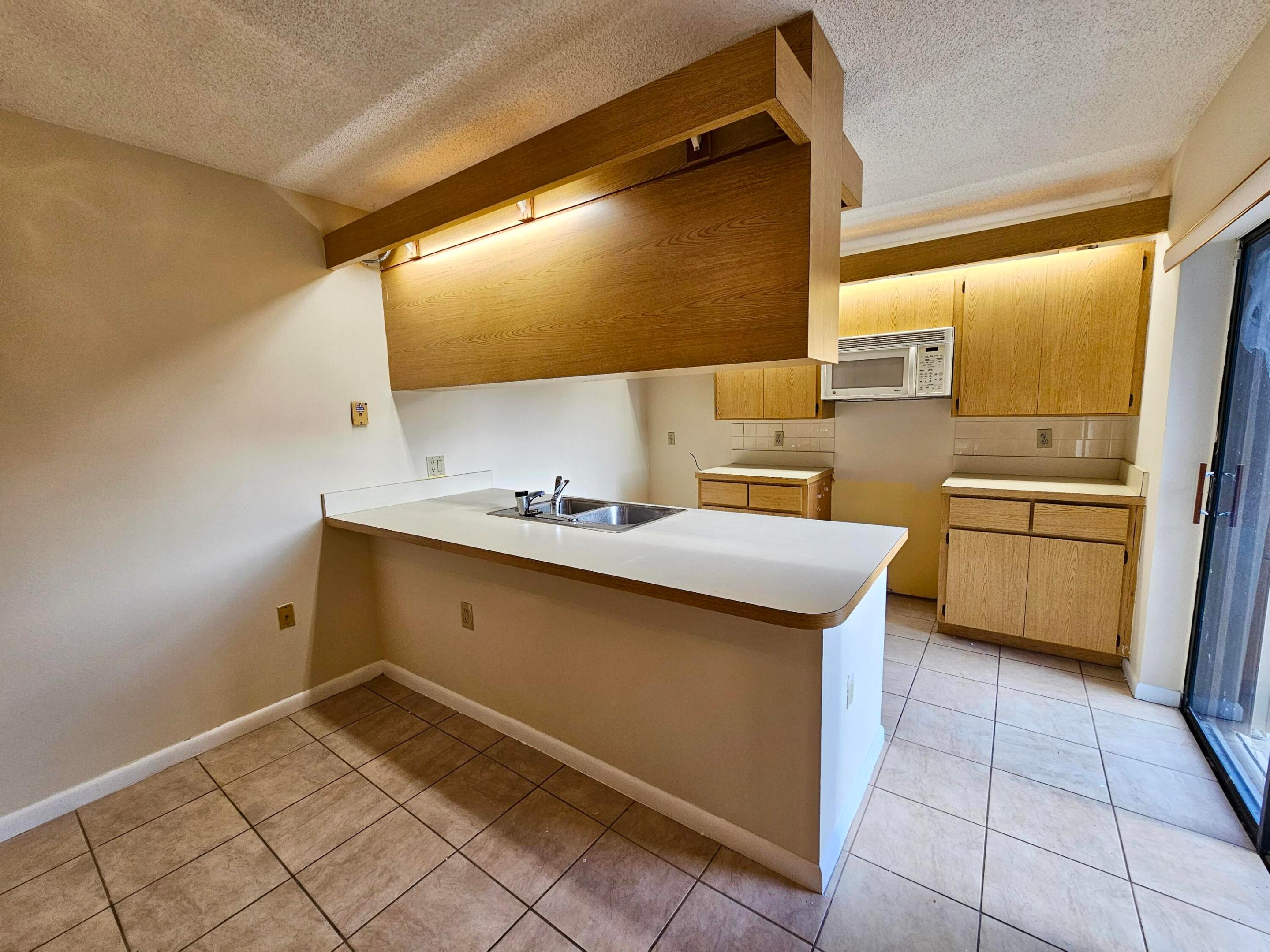 5152 51st Way Property Photo 7